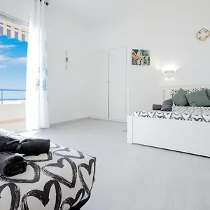https://holiday-studio-with-pool.in-canary-islands.com